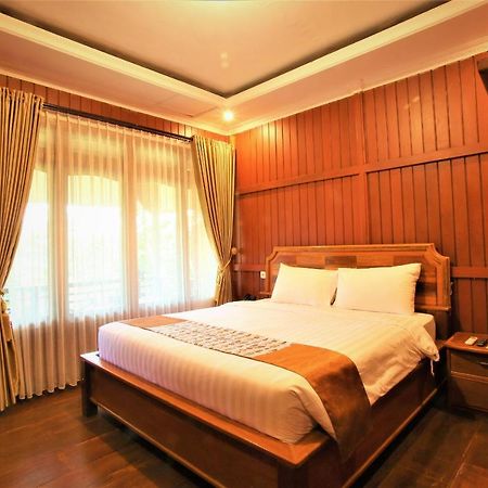 Kasuari Exotic Resort Magelang Extérieur photo