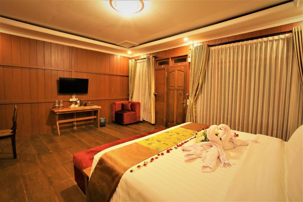 Kasuari Exotic Resort Magelang Extérieur photo